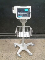 PHILIPS SURESIGNS VS4 PATIENT MONITOR