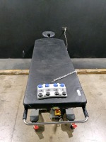 OAKWORKS FL40 PAIN MANAGEMENT TABLE