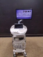 GE VOLUSON E10 ULTRASOUND MACHINE WITH 3 PROBES (RAB 6-D, C1-5, RIC 5-9-D) (SERIAL# E69185) (DOM: 9/2017)