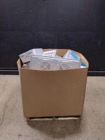 LOT OF EMPTY INSTRUMENT CASES & TRAYS