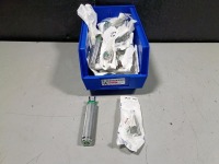 LOT OF LARYNGOSCOPE BLADES & HANDLES