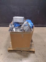 LOT OF EMPTY INSTRUMENT CASES & TRAYS