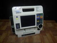 MEDTRONIC LIFEPAK 12 BIPHASIC DEFIB