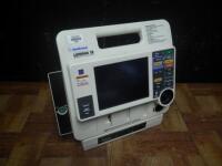 MEDTRONIC LIFEPAK 12 BIPHASIC DEFIB