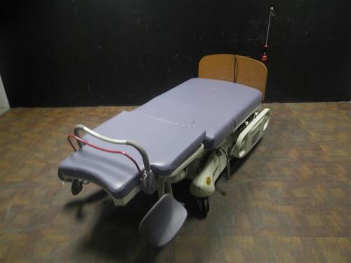 STRYKER LD304 BIRTHING BED