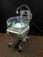 OHMEDA GIRAFFE INFANT INCUBATOR