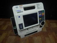 MEDTRONIC LIFEPAK 12 BIPHASIC DEFIB