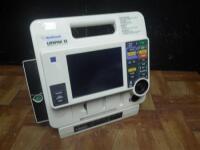 MEDTRONIC LIFEPAK 12 BIPHASIC DEFIB