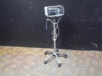 LUXTEC LUX 1150 LIGHT SOURCE ON ROLLING STAND