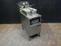 HENRY PENNY COMPUTRON COMMERCIAL FRYER