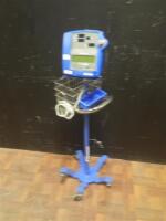 GE PRO 100 VITAL SIGN MONITOR ON ROLLING STAND