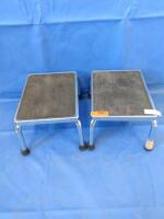 LOT OF 2 SURGICAL STEP STOOL