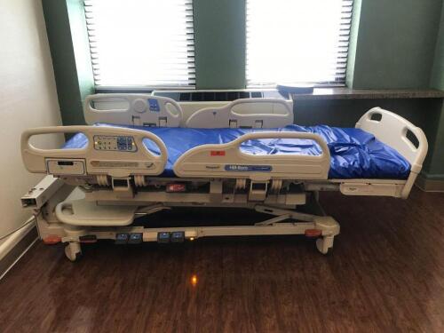 HILLROM VERSA CARE HOSPITAL BED