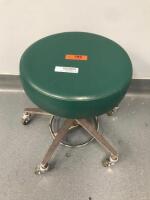 FOOT OPERATED ADJUSTABLE EXAM STOOL