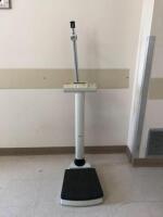 SECA DIGITAL PATIENT SCALE