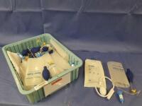 SMITHS MEDICAL LOT OF PRESSURE INFUSORS