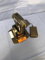 COVIDIEN SIGNIA BATTERY-POWEREED STAPLING HANDLE DEVICE WITH CHARGER