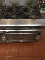 VULCAN COMMERCIAL 4 RANGE STOVE TOP WITH OVEN