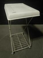 LINEN CART