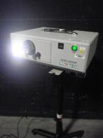 LUXTEC 9300XSP LIGHT SOURCE ON ROLLING STAND