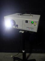 LUXTEC 9300XSP LIGHT SOURCE ON ROLLING STAND