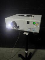 LUXTEC 9300XSP LIGHT SOURCE ON ROLLING STAND