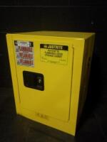 JUSTRITE SURE-GRIP EX FLAMMABLE LIQUID STORAGE CABINET (NO CART)