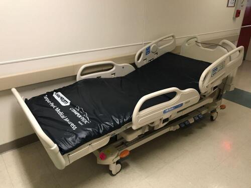 HILL ROM VERSACARE P3200 PATIENT BED