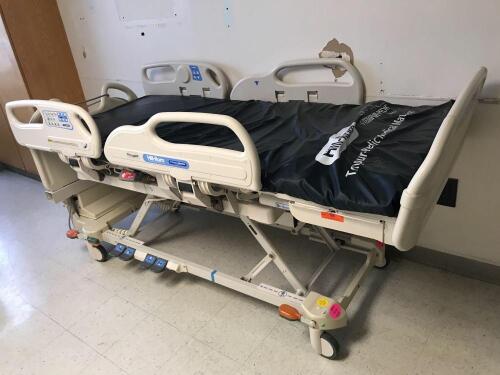 HILL ROM VERSACARE P3200 PATIENT BED