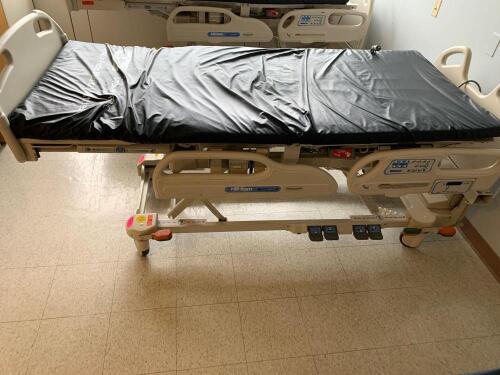 HILL ROM VERSACARE P3200 PATIENT BED