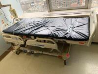 HILL ROM VERSACARE P3200 PATIENT BED