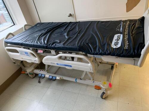 HILL ROM VERSACARE P3200 PATIENT BED