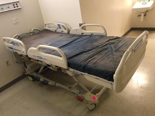 HILL ROM VERSACARE P3200 PATIENT BED