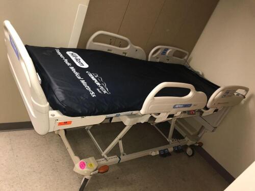 HILL ROM VERSACARE P3200 PATIENT BED