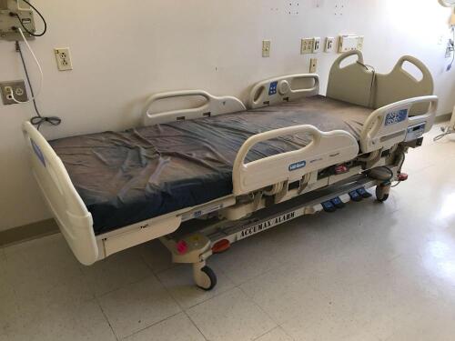 HILL ROM VERSACARE P3200 PATIENT BED