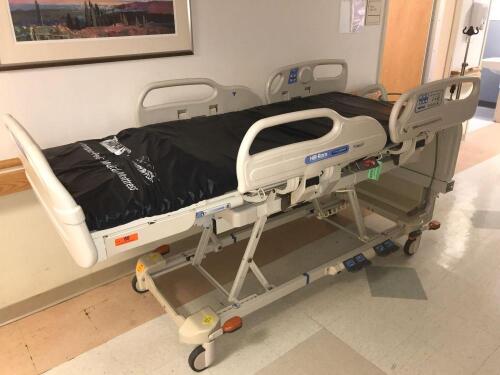 HILL ROM VERSACARE P3200 PATIENT BED