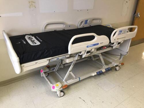 HILL ROM VERSACARE P3200 PATIENT BED