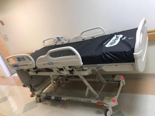 HILL ROM VERSACARE P3200 PATIENT BED