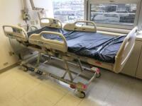 HILL ROM VERSACARE P3200 PATIENT BED