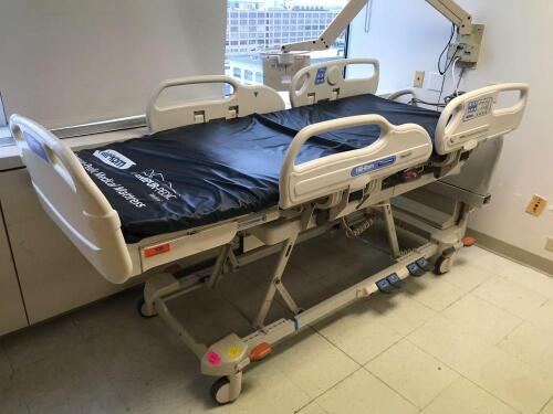 HILL ROM VERSACARE P3200 PATIENT BED