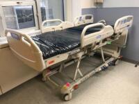 HILL ROM VERSACARE P3200 PATIENT BED