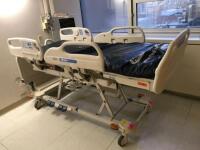 HILL ROM VERSACARE P3200 PATIENT BED