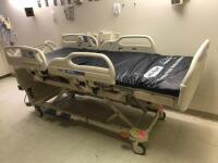 HILL ROM VERSACARE P3200 PATIENT BED