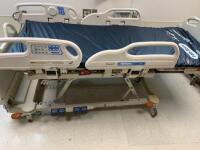 HILL ROM VERSACARE P3200 PATIENT BED