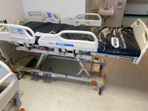 HILL ROM VERSACARE P3200 PATIENT BED