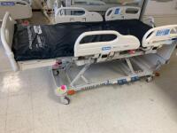 HILL ROM VERSACARE P3200 PATIENT BED