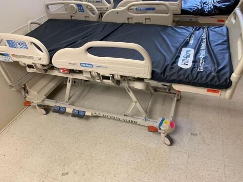 HILL ROM VERSACARE P3200 PATIENT BED