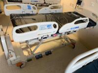 HILL ROM VERSACARE P3200 PATIENT BED