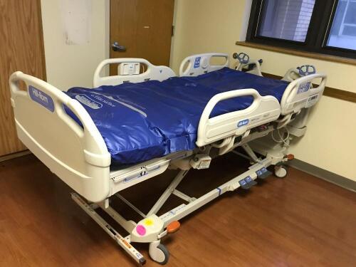 HILL ROM VERSACARE P3200 PATIENT BED