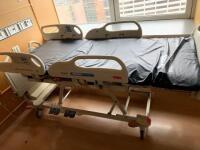 HILL ROM VERSACARE P3200 PATIENT BED